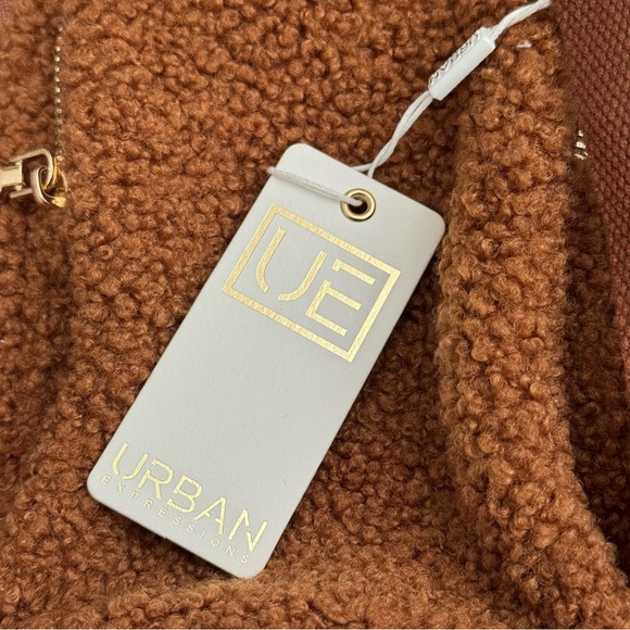 Urban Expressions Ace Sherpa Sling Backpack Tan - Picture 5 of 9